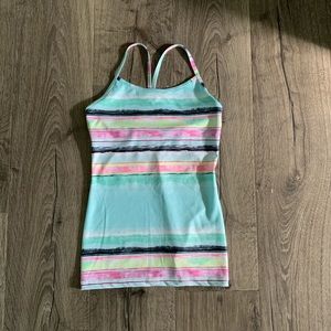 Ivivva Power y style tank yoga 12